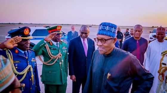 Taron Gangamin UN: Hotunan Da Bidiyon Shugaba Buhari Yayinda Ya Isa Birnin New York Cikin Dare