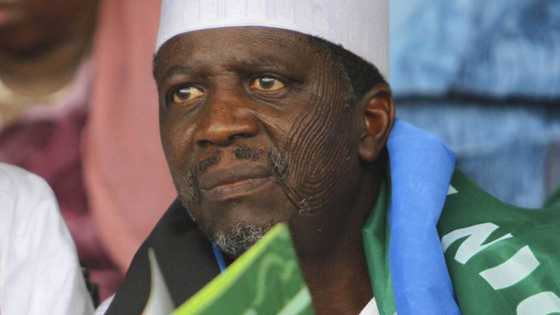Siyan rigakafin korona na N400bn: Abinda bai dace ba ake ba wa fifiko, Bafarawa