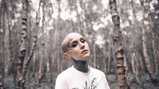 Monami Frost’s biography: age, real name, husband, tattoos