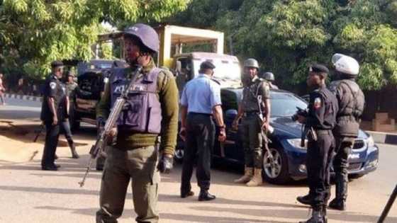 Yan bindiga sun kashe jami’an sojojin ruwa da na yan sanda 6 a Anambra