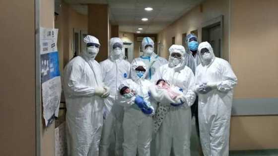 Yanzu-yanzu: Mai korona ta haifi tagwaye a Legas (Hoto)