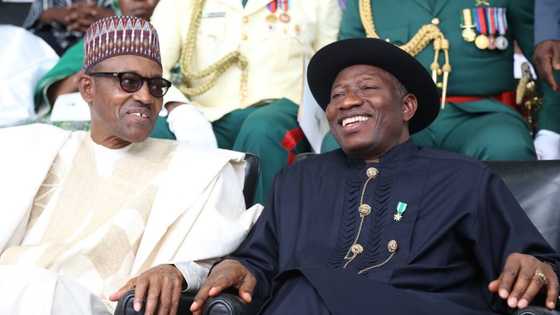 Jonathan ya yi magana bayan ya ji Buhari ya na laluben asusun bankinsa a Amurka