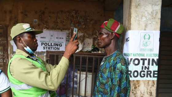 Tsohon Shugaban INEC, Jega Ya Ambaci Matsala 1 da Za a Iya Fuskanta a Gobe