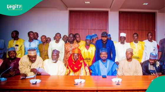 Malamin addini ya shiga siyasa a Kano, ya jagoranci magoya bayansa zuwa jam'iyyar APC