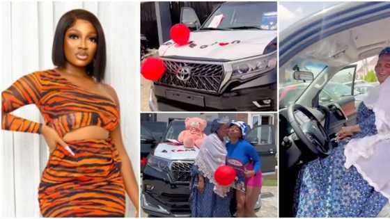 Papaya Ex’s mum gets emotional in video as daughter buys her ‘tear rubber’ Landcruiser jeep, fans moved to tears