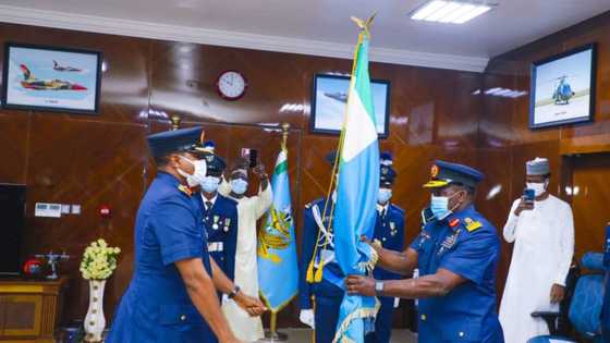Outgoing chief of air staff hands over to successor, sends strong message to Nigerians (photos)
