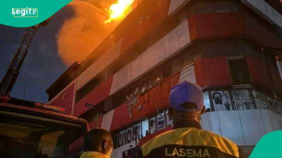 Just In: Fire outbreak hits Great Nigeria tower in Lagos, video, photos trend