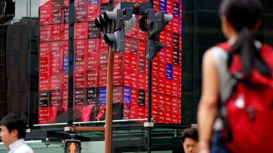Asian markets dip after US tech slide
