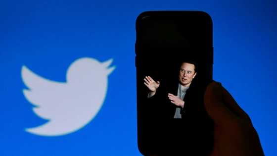 Twitter says layoffs to begin Friday