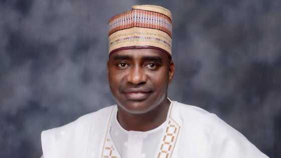 Buhari yana kokarin gyara matsalolin Najeriya, in ji Amb Yabo