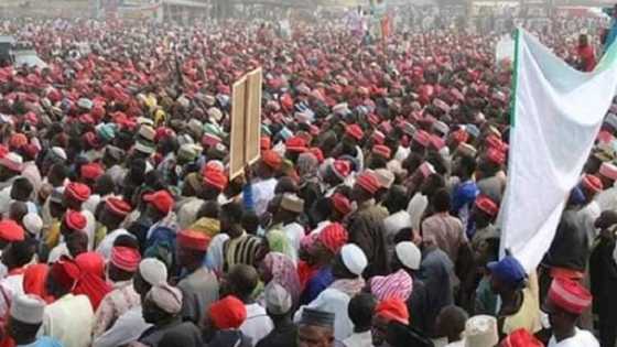 Ana shirin zaben Gwamnoni wasu manyan PDP sun fice zuwa APC