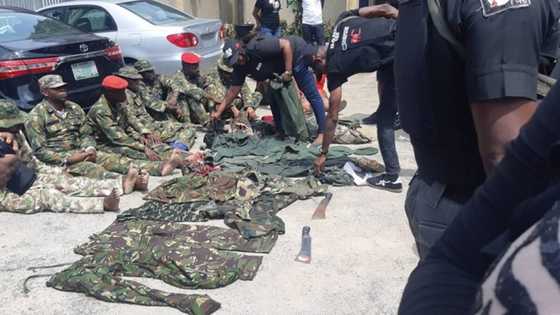 An kama jami'an sojoji 7 da laifin fashi da makami a Legas