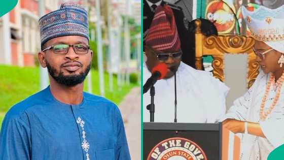 Man analyses Gov Adeleke’s reaction after First Lady interrupted him: “Every move is calculated”