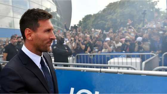 Incredible scenes in Paris as thousands of fans give legendary Lionel Messi incredible reception