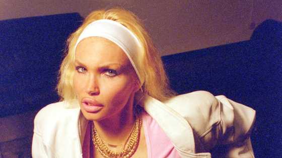 Lolo Ferrari : les circonstances de sa mort restent floues