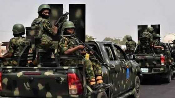 'Yan Bindiga Sun Kara Yi Wa Sojojin Najeriya Kwantan Ɓauna, Sun Tafka Ɓarna da Kisa a Jiha 1