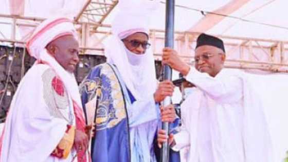 Gwamna El-rufai Ya Bada Sandan Sarauta Ga Sabon Sarki A Kaduna