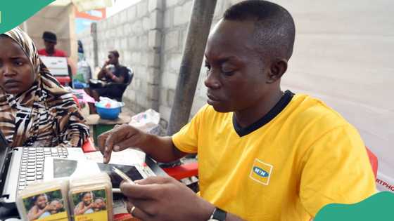 'Yan Najeriya sun mamaye ofishin MTN, an gano dalilin rufe layukan jama'a