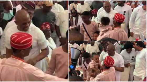 Wizkid introduces sons to Tony Elumelu at his mum's burial party, “doings get level”