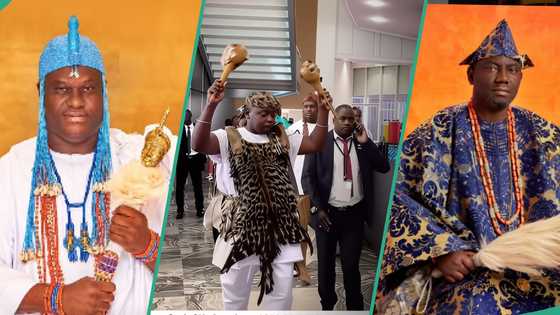 Ooni of Ife and Alaafin of Oyo’s display dramatic royal entrance at event as chanters usher them in