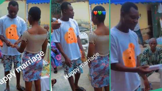 "This marriage will last forever": Man and his wife wear slippers and shirts during their wedding