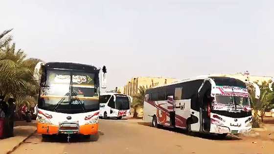 Halin da Wasu Ɗaliban Najeriya Suka Shiga Bayan Motar da Ta Kwaso Su Daga Sudan Ta Kama da Wuta