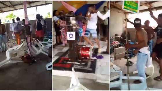 Ruɗani: Matasa Sun Farmaki Wurin Ibada Gami Da Lalata Kayayyaki Da Dama, Bidiyonsu Ya Bayyana