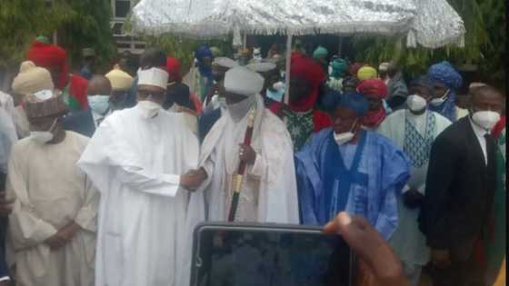 Ziyara gidan Sarkin Kano: Buhari ya gana da iyalan wadanda bam ya tashi dasu a Kano