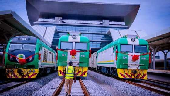 Jerin ayyukan da za ayi da sabon bashin tiriliyoyin kudin da Shugaba Buhari yake so ya karbo