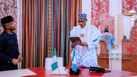 Yanzu Yanzu: Buhari ya shiga ganawar sirri da mataimakinsa, Osinbajo
