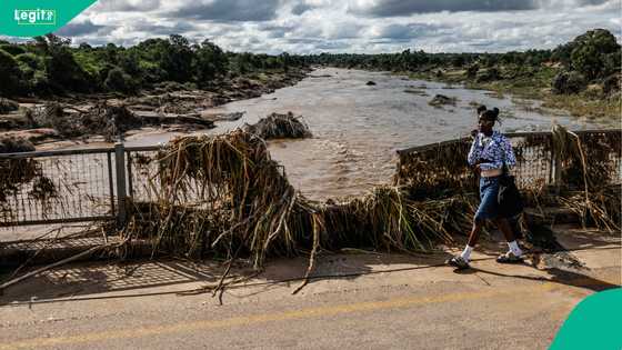 Climate change intensifies floods in Africa, leaving over 100 dead and 300,000 displaced