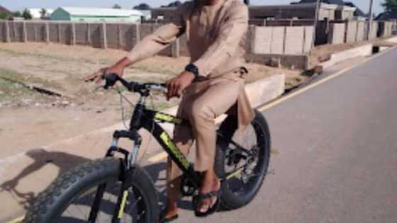 Tirkashi: Dan Majalisar Adamawa Ya Koma Hawa Keke Saboda Tashin Farashin Man Fetur