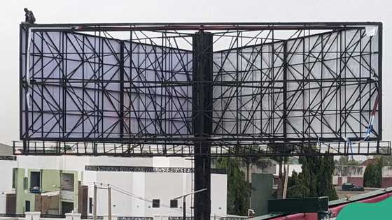 Drama as man climbs billboard, threatens to kill himself over TikTok stars, video emerges