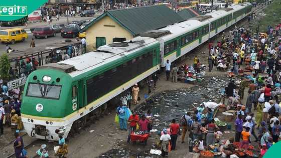 Government revenue from train transportation drops