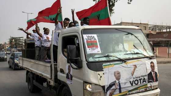 Angola's opposition in final push for votes in tight race