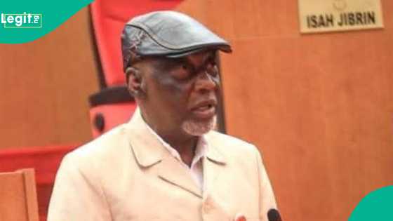 "PDP ba ta rabu ba," Sanata Abba Moro na neman rikita lissafin gwamnoni 2 a Najeriya
