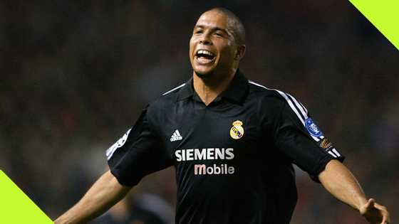 When Ronaldo Nazario scored a UCL hat trick vs Man United at Old Trafford