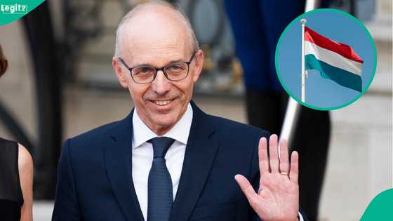 Luxembourg mentions how many years foreigners must stay in country before becoming citizens