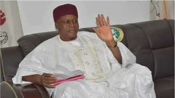 Da Ɗumi-Ɗumi: Hadiman Gwamna Su Uku Sun Juya Masa Baya, Sun Fice Daga PDP Sun Koma APC