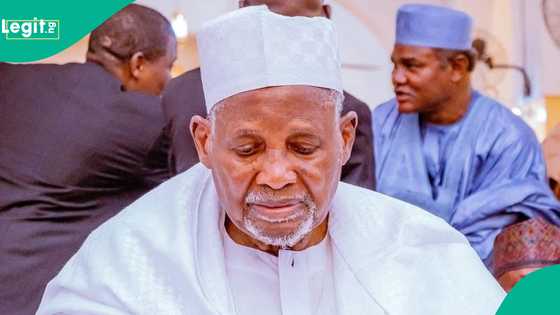 An ɗage jana'izar fitaccen ɗan kasuwa, Aminu Ɗantata saboda ƴar matsala a Madina