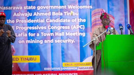 Tsohon Shugaban EFCC Ya Ga Tinubu a Aso Rock, Ya Ambaci Abin da Zai Taimaki APC