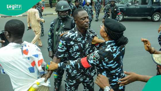 Outrage as police officers “harass” NYSC member in Ekiti, man records moment