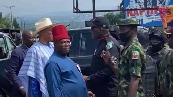 Breaking: APGA Chieftain Victor Umeh ejected from Ihiala local government secretariat