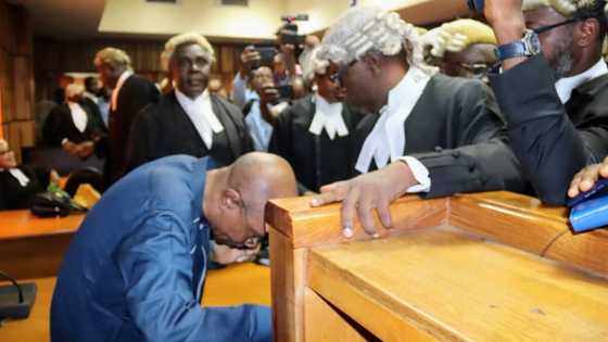 To fa: Babbar matsala ta kunno kai, ta dakatar da sake gurfanar tsohon gwamnan CBN a Kotu