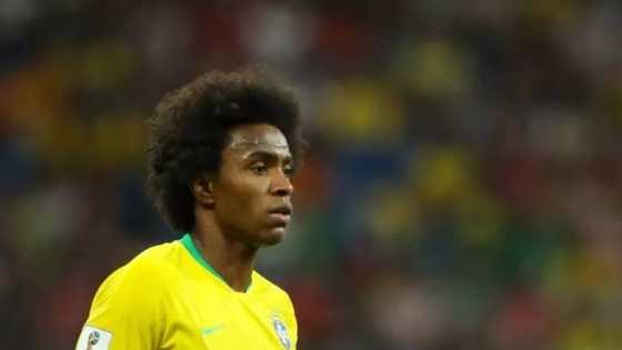 Barcelona make £60m second bid for Chelsea star who is also wanted by Manchester United