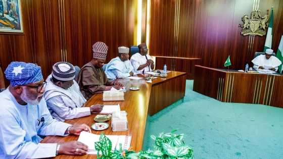 Da dumisa: Kuma dai! Shugaba Buhari ya shiga ganawar sirri da gwamnonin jam'iyyar APC 4