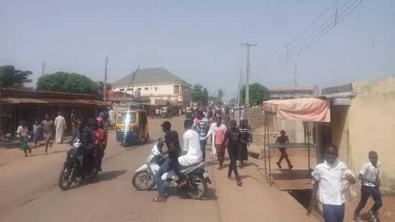 Developing story: 3 dead as religious crisis allegedly ongoing at Kabala junction, Kaduna (photos)