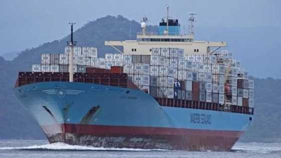 Jirage kusan 100 da hukumar EFCC ta karbe sun fara tsa-tsa, su na rubewa a cikin ruwa