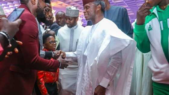 Likafa ta cigaba: Fadar shugaban kasa ta gayyaci Adam Zango wani babban taro (Hotuna)