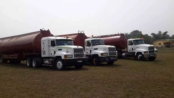 Hukumar NSCDC ta damke tankokin mai 8 dauke litan mai 469,000 da za’a karkatar jamhuriyyar Benin